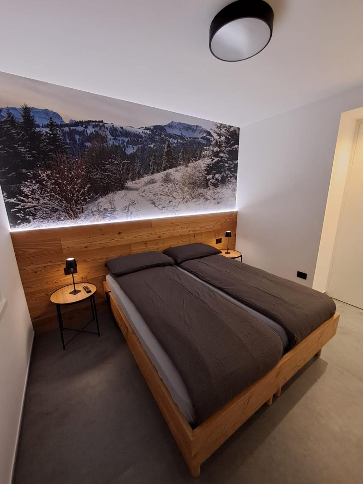 Il Nido Del Peller Apartment Cles Bagian luar foto