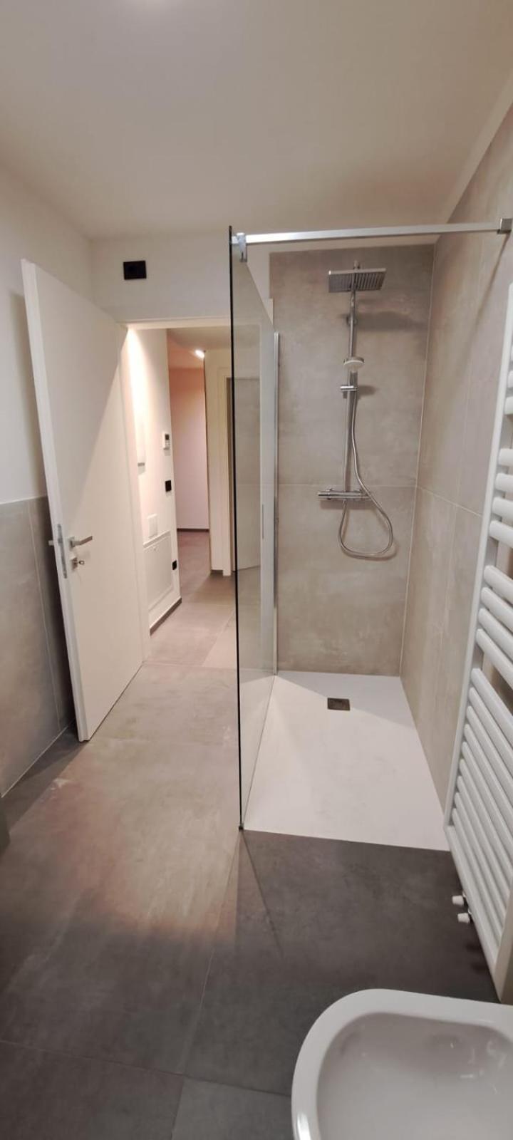 Il Nido Del Peller Apartment Cles Bagian luar foto